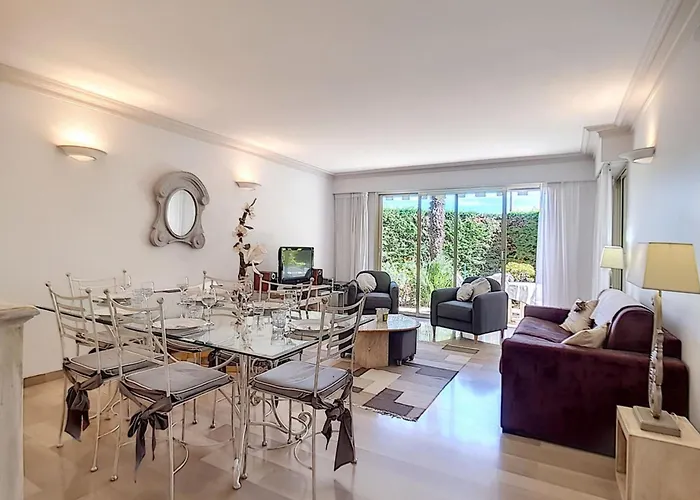 2 Bdr With Garden Next To The Croisette Daire