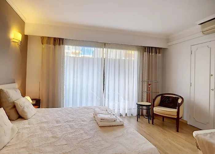 Daire 2 Bdr With Garden Next To The Croisette Cannes
