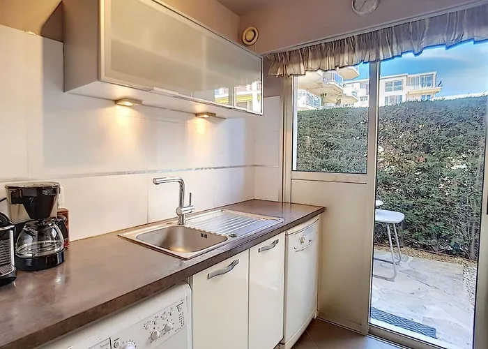 Daire 2 Bdr With Garden Next To The Croisette *