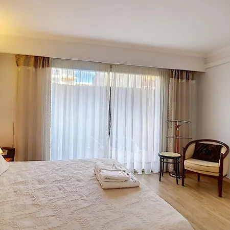 Apartment 2 Bdr With Garden Next To The Croisette Cannes